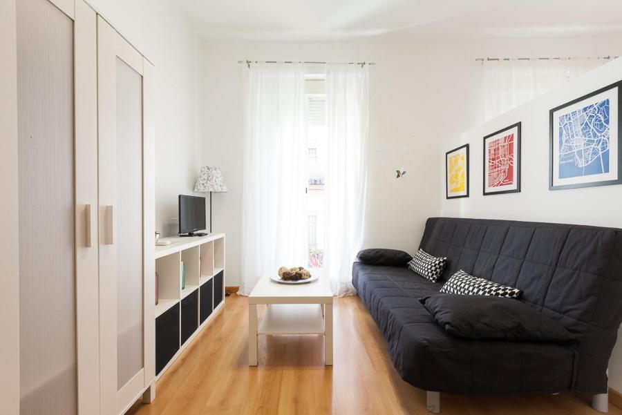 Peral Home Cozy Apartment Севилья Экстерьер фото