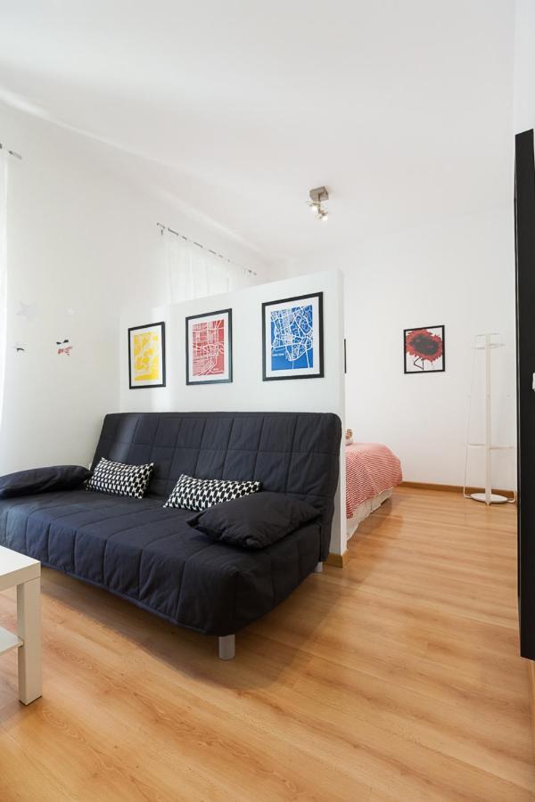 Peral Home Cozy Apartment Севилья Экстерьер фото